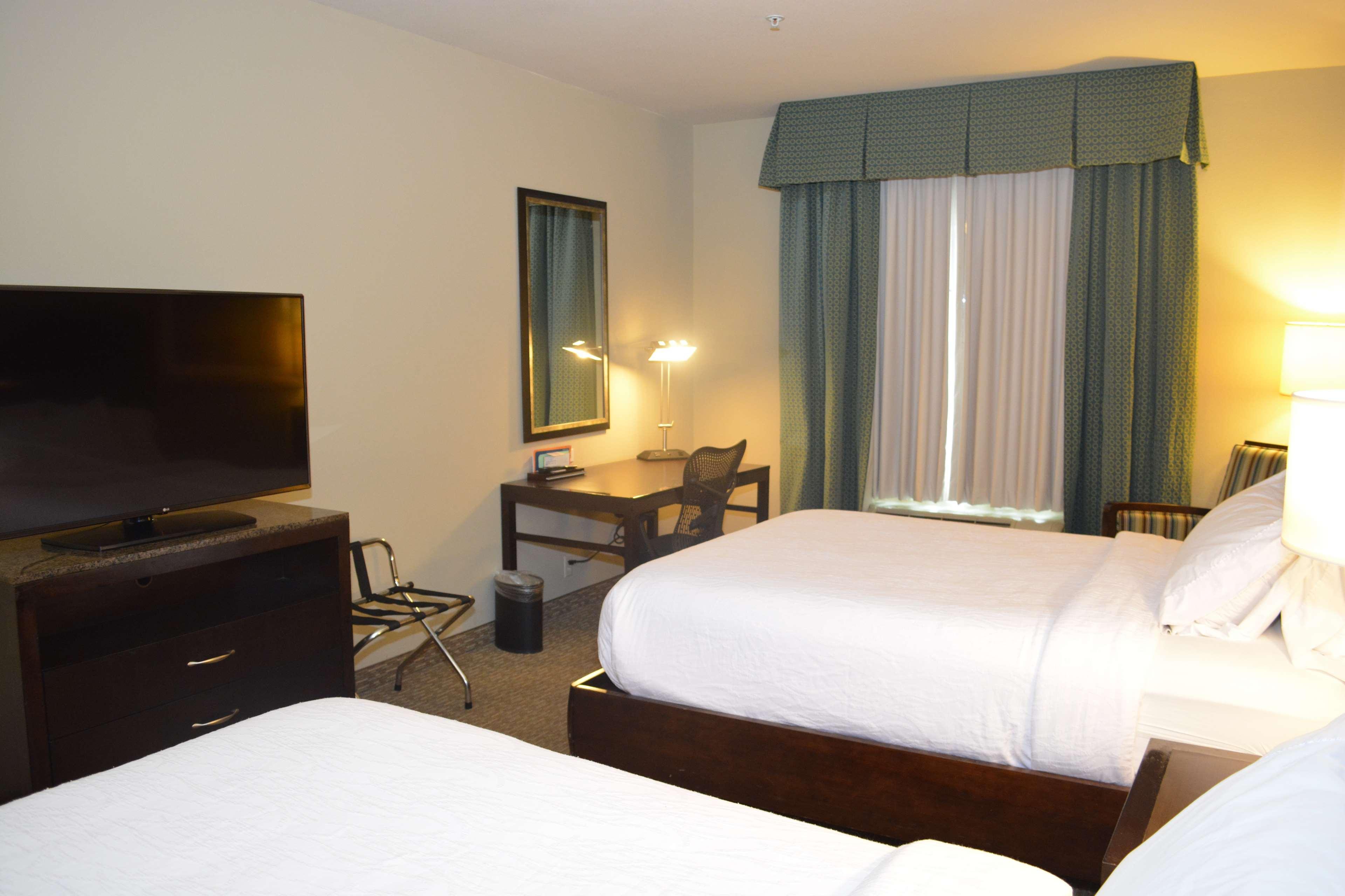 Hilton Garden Inn Houston-Pearland Ngoại thất bức ảnh